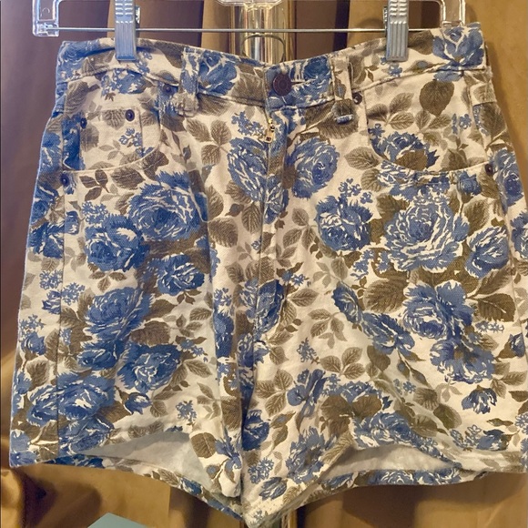 Vintage High waisted floral shorts 90s - Picture 2 of 13